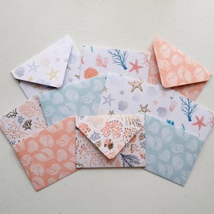 CORAL REEF Mini Envelopes - Set of 10 handmade mini envelopes with blank notecards - The Paper stack