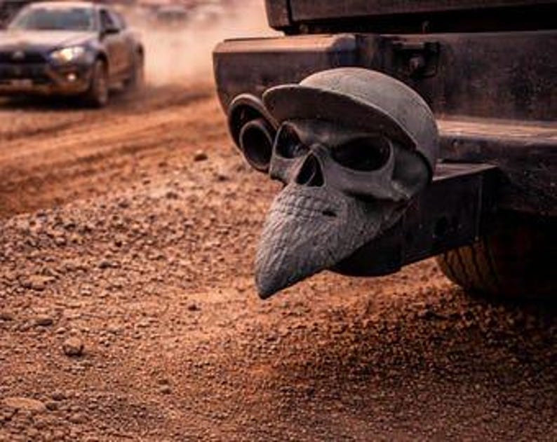 Rally racer skull inspired trailer hitch cover 50mm | 2 inch receiver plug | us cars & pop culture | 3d printed petg