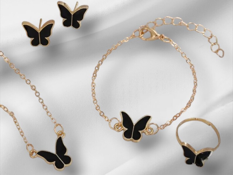 5pcs Butterfly Pendant Jewelry Set - Creative Earrings, Necklace, Bracelet And Ring Set