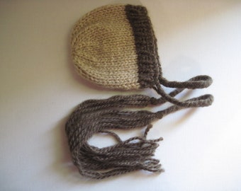 Baby bonnet - beige and barley - newborn photo prop - hand knit - baby hat - baby boy girl - round bonnet - newborn bonnet - baby hat