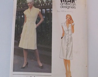 Vogue - 2684 - sewing pattern - UNCUT - Misses - Dress - Size 10 - 1960s - Adele Simpson - Vogue American Designers - Please read details
