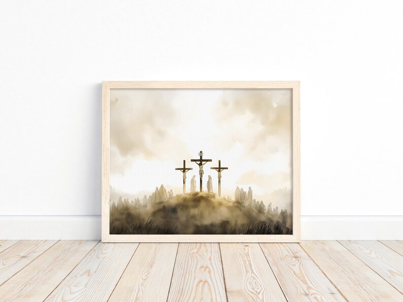 Op de afbeelding: Een ingelijste print van een religieus schilderij dat drie kruisen op een heuvel toont met een menigte mensen op de achtergrond. De lucht is lichtbruin met wolken.
