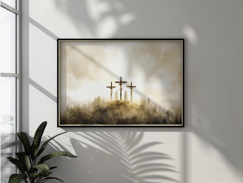 Op de afbeelding: Een schilderij dat drie figuren op kruisen toont tegen een wazige, gouden lucht. De figuren zijn gesilhouetteerd tegen het licht, wat een dramatische en sombere sc&egrave;ne cre&euml;ert.
