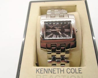 KENNETH COLE UNLISTED Gold Crytal Women display picture 2