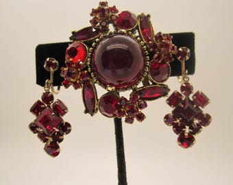 Vintage Deep Garnet Colored Stones with Clear Accents-Ensemble Brooch and Earrings Set-Classic Vintage Pieces, Unique Design, Floral Design.
