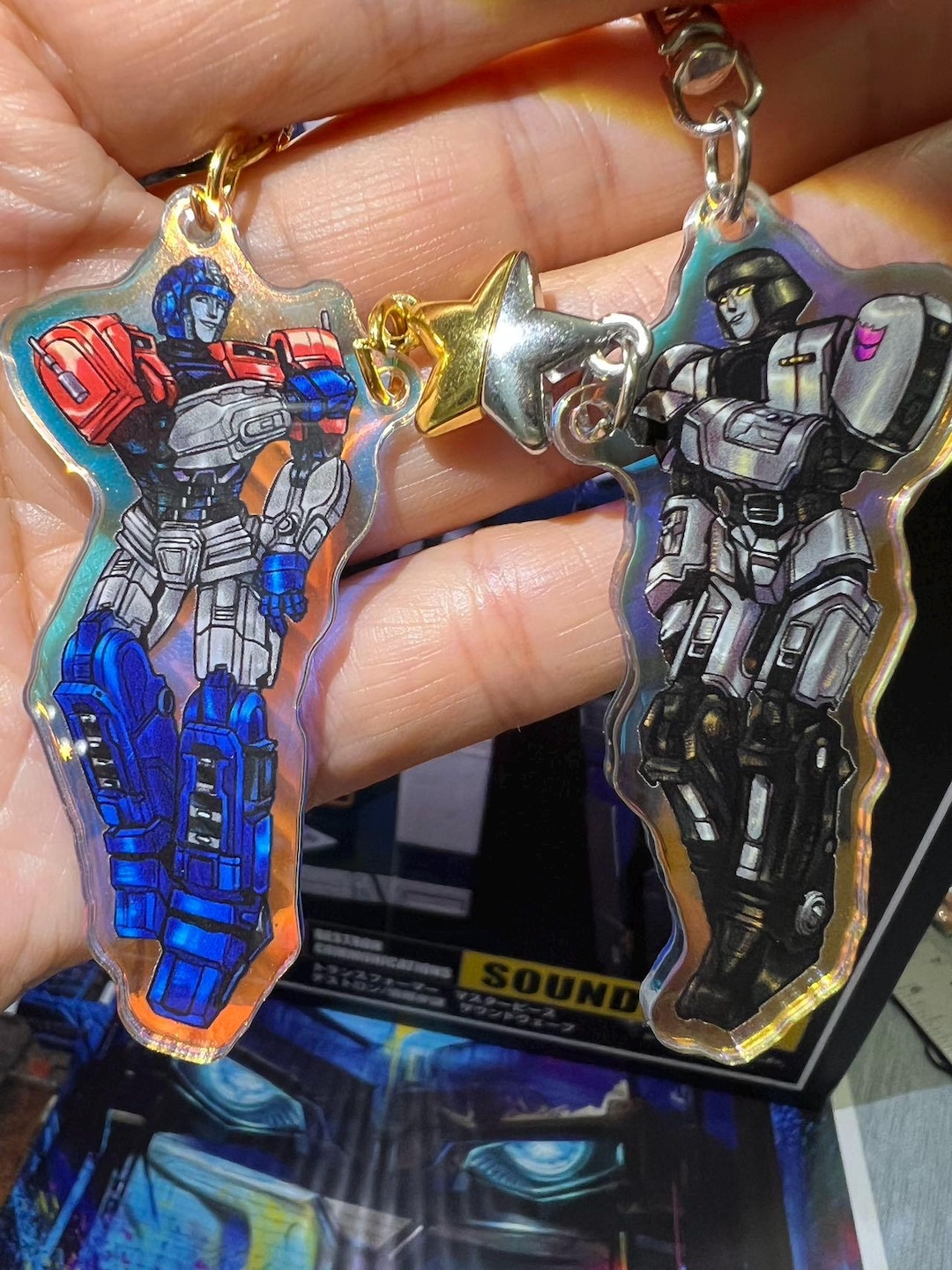 D-16 Orion Pax Matching Magnetic Keychains [transformers ONE]