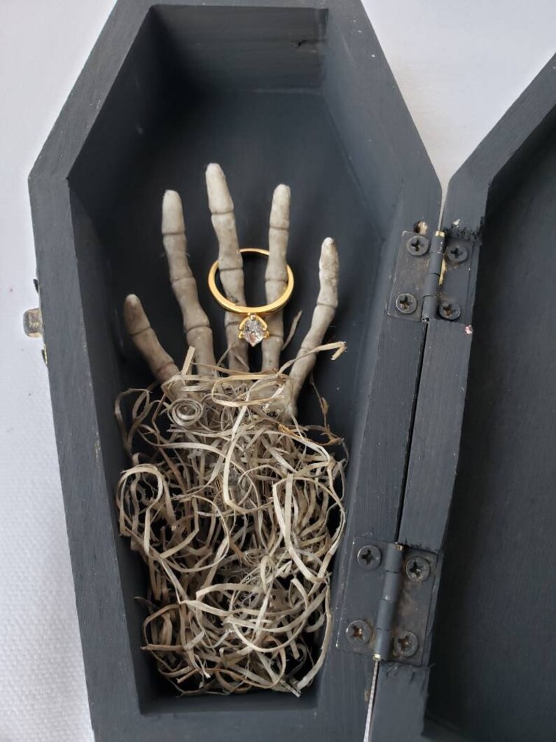 READY to SHIP Coffin Ring Box Gothic Halloween Wedding Ring Etsy