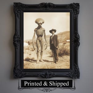 Vintage Alien with Humans Wall Art Print, Wild West Poster, Gothic & Dark Academia Poster with Creepy Occult Alien Wall Art Aesthetic