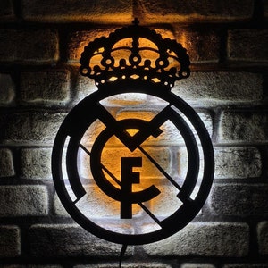 Real Madrid Led Sign - Football Team Logo Wall Decor - Sports Bar Decor - Man Cave Light - Soccer Fan Gift, Gift Men , Valentine&#39;s Day Gift