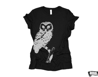 Womens Owl T-Shirt: Relaxed Fit Vintage Style Bird Tee