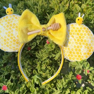 Winnie The Pooh Honey Bee Comb Ears