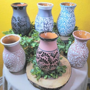 Talavera design clay  Flower Vase/ Barro Mexicano diseño Talavera florero/ Handmade centerpiece