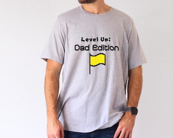 Camiseta unissex Gamer Dad - Design de pixel Level Up - Presente de Dia dos Pais - Camiseta divertida para pai, Camiseta para pai gamer, Presente para pai nerd, Pai amante de videogame