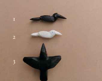 Raven fetish beads, hand carved bird bead, fetish bird, fetish bird bead, bird, raven fetish, raven bead
