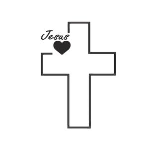 Puede incluir: Un contorno negro de una cruz cristiana con la palabra "Jesús" en escritura cursiva y un corazón negro. El diseño está sobre un fondo blanco.
