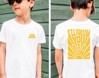 Older Kids Tee Into the Sun: Vintage Retro Graphic, Oversized Youth Shirt, Trendy Tee, Gift for KPop Lover, BTS Song Army Tee