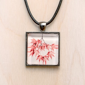 Japanese Maple Leaf Pendant/Red Tree Leaf Necklace/Tree Branch Leaf Jewelry/Zen Nature Necklace/Zen Leaf Photo Pendant/Japanese Tree Pendant