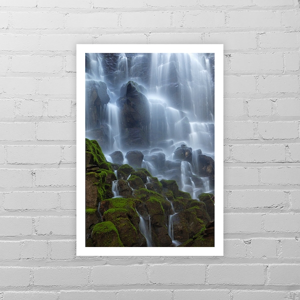 Oregon Waterfall Photo Print/Large Waterfall Picture/Oregon Photo/Nature Photography/Mossy Green Blue Water Wall Décor/Waterfall Art Print