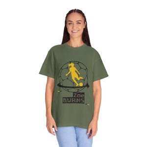 Zoe Burns Utah Royals FC Women's Soccer Unisex Garment-Dyed T-shirt bild 10