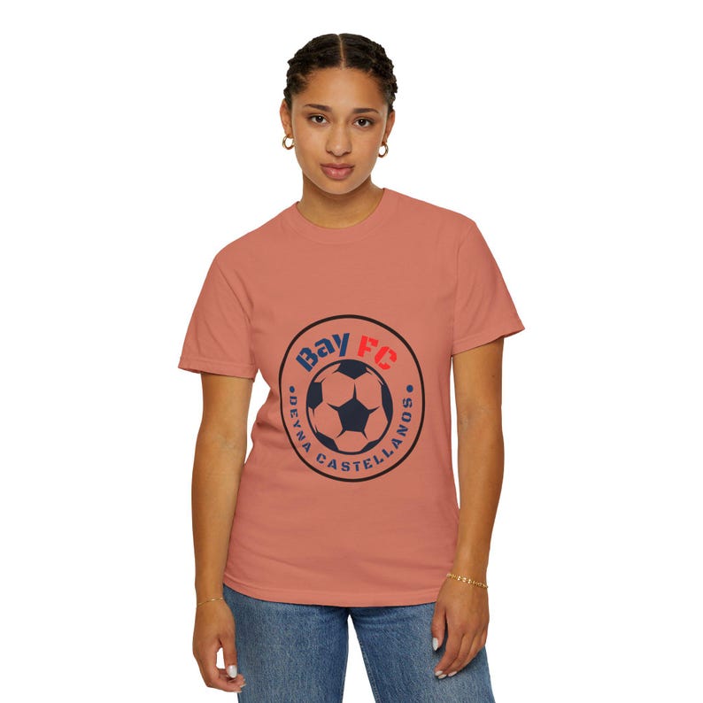 Koszulka piłkarska damska Deyna Castellanos Bay FC Unisex z barwionym materiałem zdjęcie 2