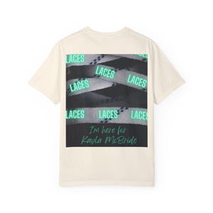 Kayla McBride Laces Frauen Professional Basketball 3x3 Unisex T-Shirt Bild 8