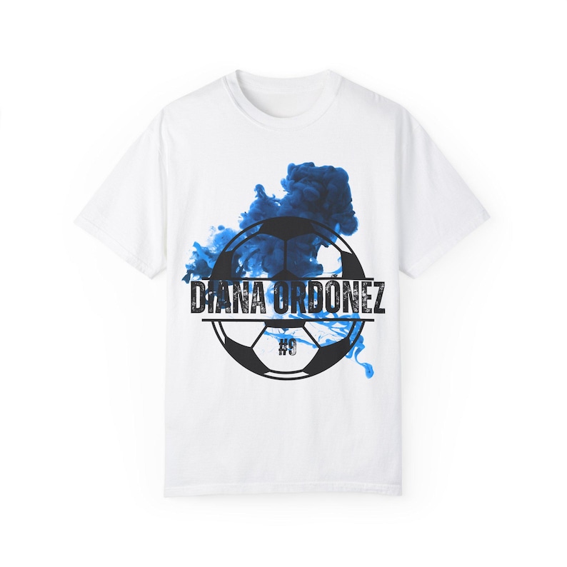 Diana Ordónez Houston Dash Women's Soccer Unisex Garment-Dyed T-shirt image 1