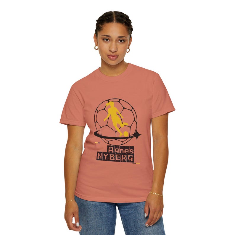 Agnes Nyberg Utah Royals FC Women's Soccer Unisex Garment-Dyed T-shirt image 2