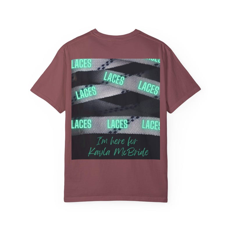 Kayla McBride Laces Frauen Professional Basketball 3x3 Unisex T-Shirt Bild 6