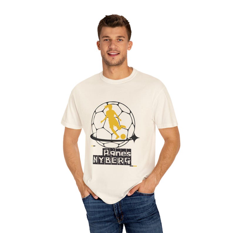 Agnes Nyberg Utah Royals FC Women's Soccer Unisex Garment-Dyed T-shirt image 5