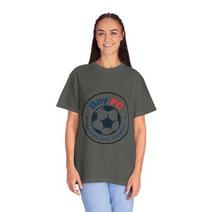 Caroline Conti Bay FC Women's Soccer Unisex Garment-Dyed T-shirt bild 8