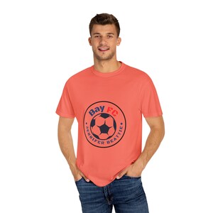 Jennifer Beattie Bay FC Women's Soccer Unisex Garment-Dyed T-shirt bild 3