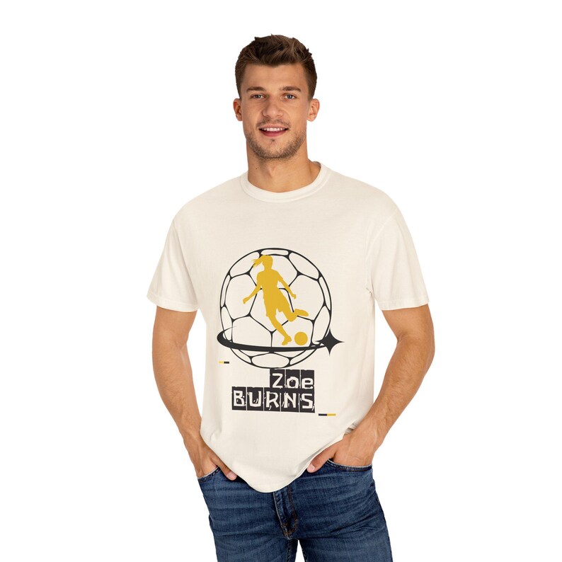 Zoe Burns Utah Royals FC Women's Soccer Unisex Garment-Dyed T-shirt bild 5