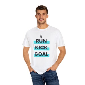 NJ/NY ゴッサム FC レディース サッカー ラン キック ゴール ユニセックス ガーメントダイ Tシャツ 画像 4