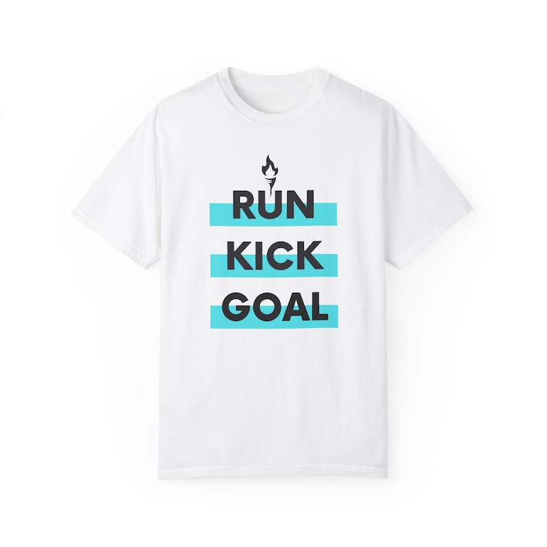NJ/NY ゴッサム FC レディース サッカー ラン キック ゴール ユニセックス ガーメントダイ Tシャツ 画像 1