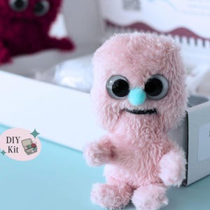 Kit para crear mini marionetas con boca móvil y extremidades articuladas / Kit de manualidades de peluche Minky para adultos, montaje con costura o pegamento, con instrucciones fotográficas.