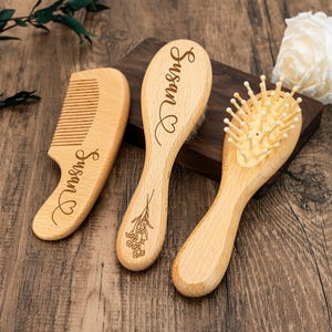 Personalized Baby Brush and Comb Set, Wooden Baby Hairbrush, Engraved Name Brush, Baby Shower, New Mom Gift, Newborn Gift, Baby Gift for Her