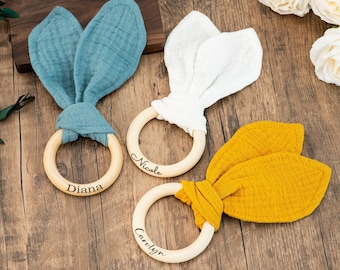 Benutzerdefinierte Babyrassel, Hase Ohr Beißring, natürliches Baby Zahnen Spielzeug, Greifling Spielzeug, Baby Geschenk, Kinderzimmer Dekor Spielzeug, Baby Meilenstein Geschenke für neue Eltern