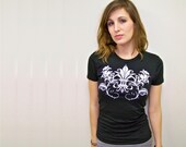 Womens tops tshirts - silkscreen womens tshirt - black t-shirt - womens graphic tee - for her - fleur de lis design - mardis gras, RCTees