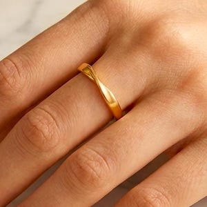 18k Gold Plated Band Ring, Minimalist Stackable Ring, Stainless Steel Ring, Dainty Everyday Jewelry