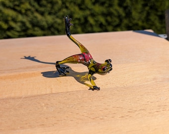 Lampwork Glass Frog Figurine: Handmade Czech Glass Desk Decor