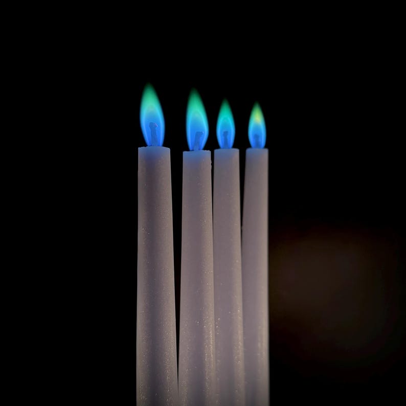 Aurora (Green Flame) Taper Candles - Real Flame image 3