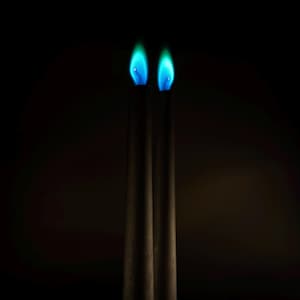 Aurora (Green Flame) Taper Candles - Real Flame Spell Black