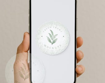 携帯電話のモックアップ、手に持った電話、スマートフォンのモックアップ、スクリーンモック、ドラッグアンドドロップデザイン png 2