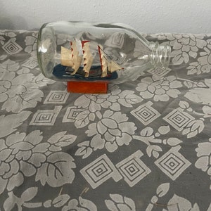 Vintage 70s CLEAR Glass SHIP in A Bottle