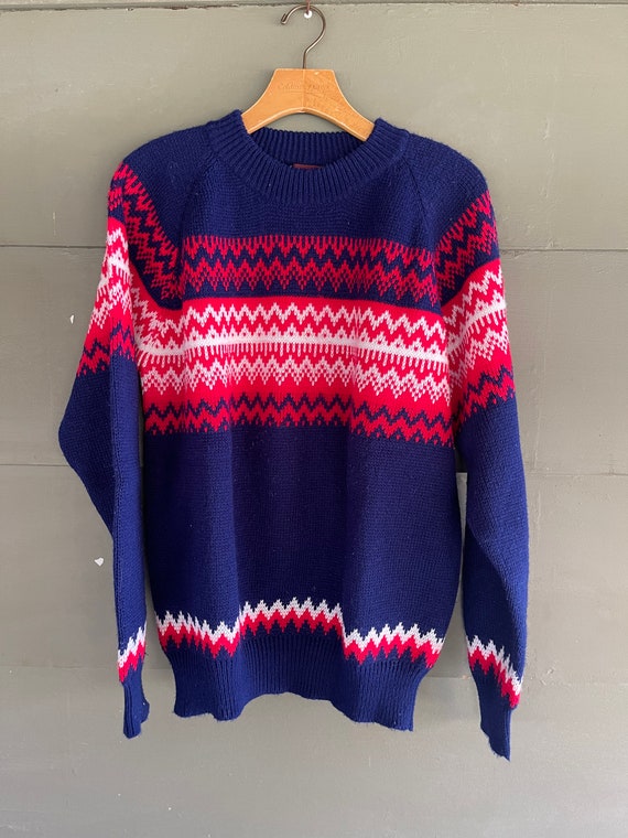 Men’s vintage 70s HIPPY Crew SWEATER By KINGSPORT 