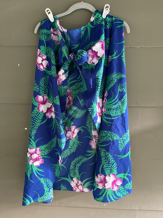 Vintage HAWAIIAN Floral SARONG Swimsuit Cover up