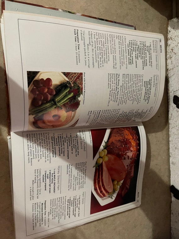 Vintage 90s Great AMERICAN Favorite Brand Name COOKBOOK Collectors