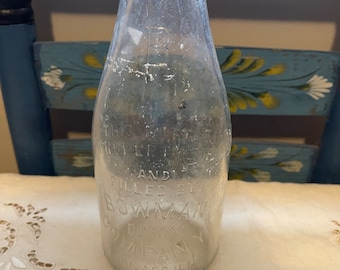 Vintage BOWMAN Dairy Company Chicago Illinois MILK Bottle