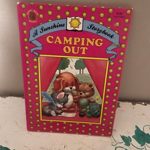 Vintage KIDS 80s Book CAMPING OUT About dog and cat
