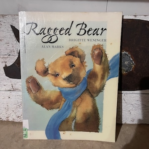 Cute Vintage 90s CHILDREN Book RAGGED BEAR